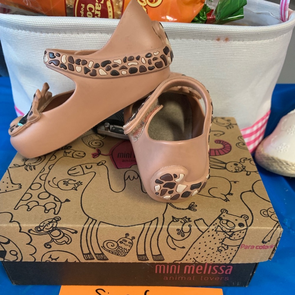 Mini Melissa